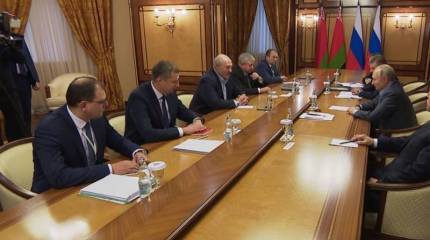 Лукашенко о беседе с Путиным: Дошли до глубины седых времён нашей совместной жизни в одном государстве