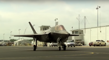 Американские эксперты заявили, что новые проблемы с двигателями для F-35 связаны с попыткой производителя заменить редкоземельные металлы из Китая