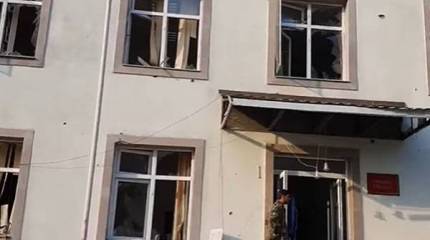 Бои продолжаются. Армянская сторона обвинила противника в обстреле больницы