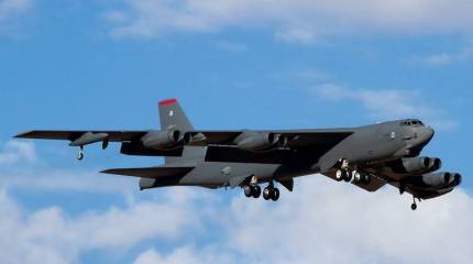 Американские "стратеги" B-52H "посетили" Средиземноморье и Арктику