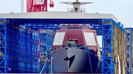 В Китае спущен на воду новый эсминец