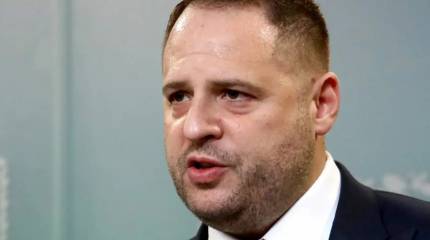 Экс пресс-секретарь Зеленского: Ермак саботировал решения президента