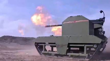 Минобороны РФ показало кадры работы наземной боевой роботизированной платформы