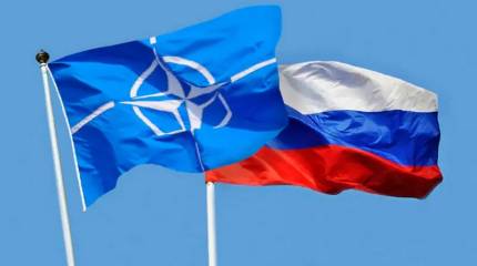 «Для достижения мира»: Трампу предложили принять Россию в НАТО