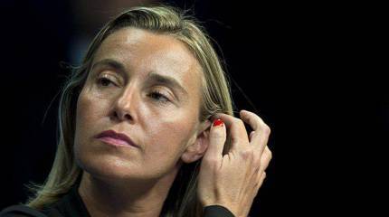 Могерини обещает сербам райскую жизнь в ЕС, но не уточняет, когда она наступит