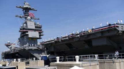 Новейший авианосец ВМС США пришлось вернуть на верфь