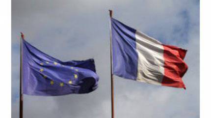 Франция подтвердила свою вассальную зависимость от США