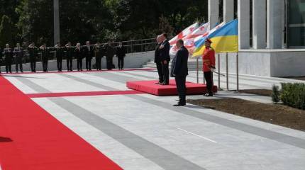 Министры обороны Грузии и Украины пообщались через переводчика: грузинское военное ведомство показало ролик