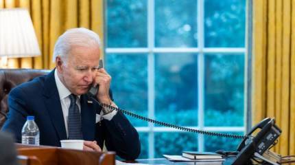 Президент США: Принятие Украины в состав НАТО в ближайшее время маловероятно