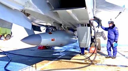 МиГ-31 вновь запустил «Кинжал»: уникальные кадры