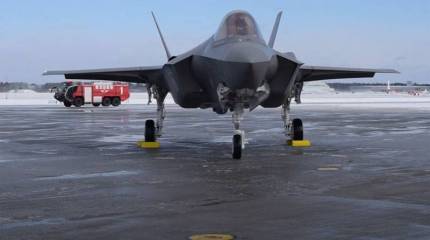 Япония перебросит истребители F-35 на юг страны для «оперативного реагирования на китайскую угрозу в отношении островов Сенкаку»
