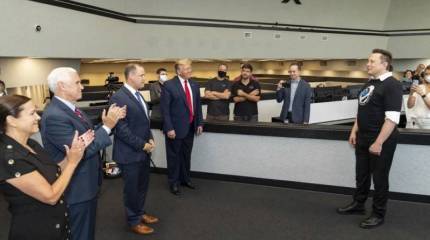 Заявление Трампа о «скором создании в США величайшего оружия» вызвало обсуждение в сети