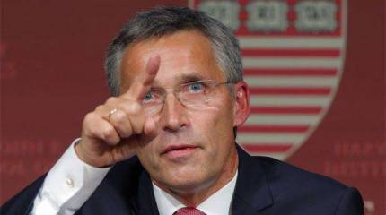 Генсек НАТО Столтенберг: Россия ввела на Украину более тысячи единиц военной техники за месяц