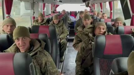 Россия вернула домой попавших в плен военных и угнанных на Украину гражданских