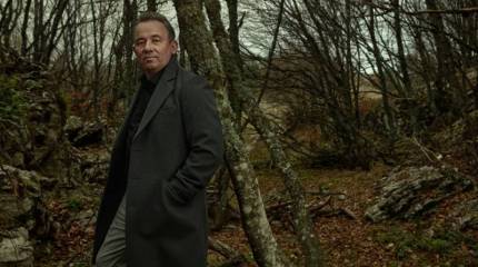 На вертолёте в Антарктиду - история о героическом лётчике