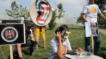 Откровения Wikileaks о шпионаже заставляют задуматься ("Slate.fr", Франция)