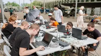 Дроны и танки на Поклонной горе