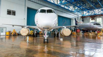 В России собирают сотый самолет Sukhoi Superjet 100