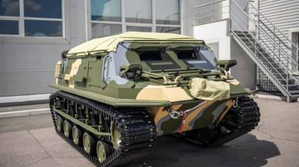 Российские военные в зоне СВО получат на вооружение гусеничные вездеходы «Пластун-СН» для эвакуации раненых