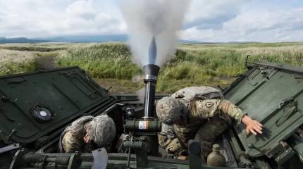 «Похож на американский Stryker»: КНДР показала самоходный миномёт на базе M2020