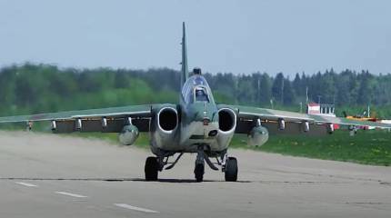 Подбитый зенитной ракетой штурмовик Су-25 ВВС Конго приземлился на аэродром