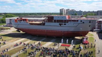Морской транспорт вооружения «Геннадий Дмитриев» проекта 20360М спущен на воду в Рыбинске