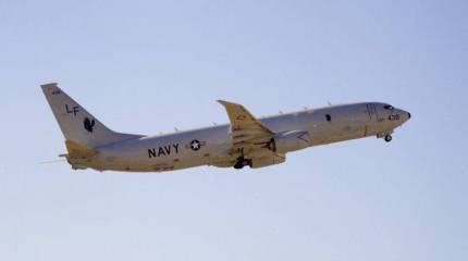 Китайскими ВМС было сделано 8 предупреждений американскому самолёту, залетевшему в район спорных островов