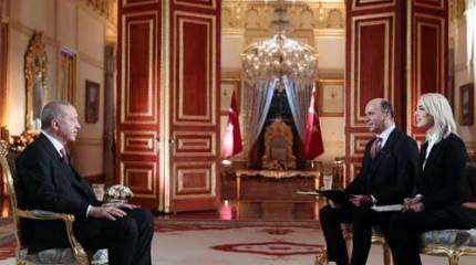 Эрдоган назвал Макрона "юнцом в политике" за слова о геноциде армян