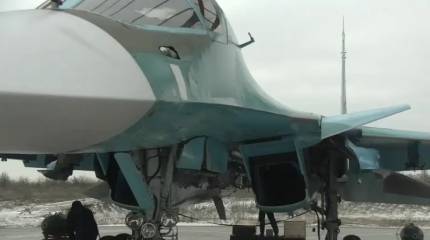 Минобороны РФ показало кадры ударов истребителей-бомбардировщиков Су-34 по позициям ВСУ на Купянском направлении