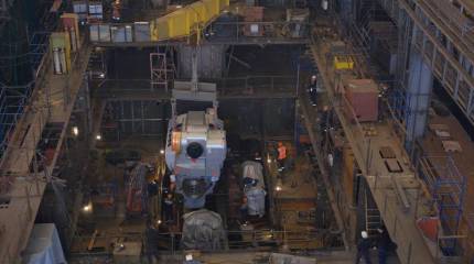 На пятый траулер-процессор проекта 170701 «Капитан Тузов», строящийся на «Северной верфи», установили главный двигатель