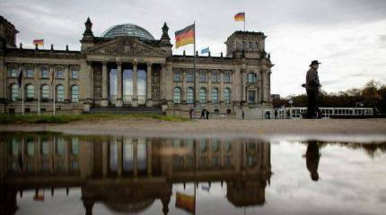 Депутат бундестага: Противникам агрессии НАТО против РФ нужно «обрести бесстрашие» и выйти на массовые акции протеста