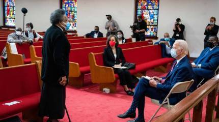 Санкции и одновременные призывы к деэскалации: «кнут и пряник» для России от Джо Байдена