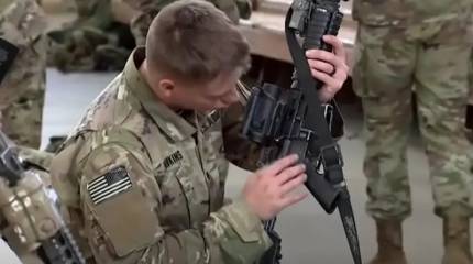 Премьер Ирака призвал США вывести свои войска из страны