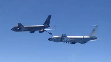 В США отреагировали на появление Су-30 в момент дозаправки американского самолёта над Чёрным морем
