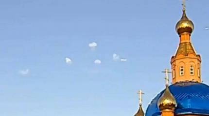 Более 40 взрывов над Белгородом: Российская ПВО отразила массированный удар ВСУ по городу