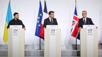 Макрон и Стармер пообещали Зеленскому свои войска на Украине, Мерц воздержался