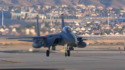 У американских ВВС появился новый носитель атомной бомбы