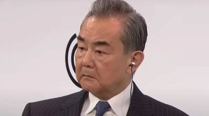 Глава МИД Китая о дипломатическом урегулировании на Украине: лежа мира не добудешь