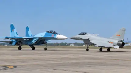 러시아 군수산업 복합체에 타격: 우즈베키스탄, Su-30을 중국 J-10과 맞교환