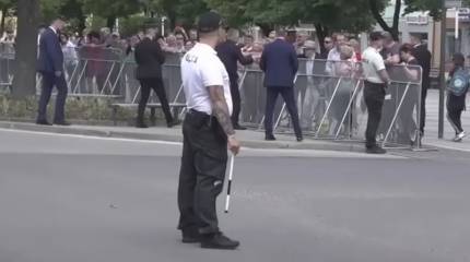 Эксперт: Если бы каждый телохранитель Роберта Фицо держал свой сектор, то нападавший не успел бы даже направить оружие