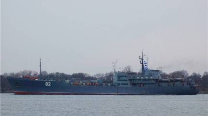 Плавмастерская "ПМ-82" пополнила состав пункта МТО в Тартусе