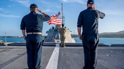 Властям США становится мало одного НАТО для противостояния с Россией