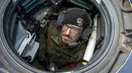 Новый закон в Германии предписывает реабилитацию и правовую защиту ЛГБТ-военнослужащих