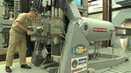 Управляемый снаряд для рельсовой пушки