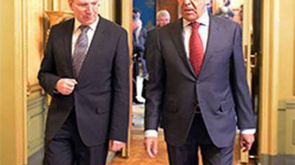 После встречи с главой МИД Латвии Сергей Лавров заявил, что Россия не собирается ни с кем обсуждать тему отмены санкций