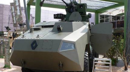 Бронетранспортер Renault AMC 6x6