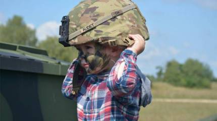 Юное поколение и армия США: "украденное детство"