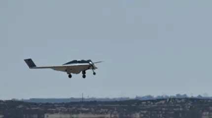 قامت الطائرة الأمريكية التجريبية الشبحية بدون طيار XRQ-73 بأول رحلة لها.