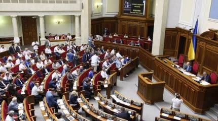 ВРУ разрешила Яценюку вводить санкции в отношении России