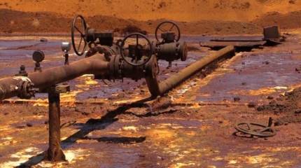 Они делают это намеренно. Дамаск обвиняет США в уничтожении нефтяных скважин